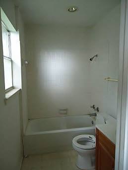 Building Photo - 1604 White Oak Ct