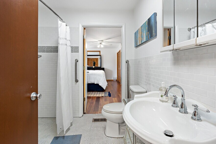 Bathroom - 701 Revels Dr