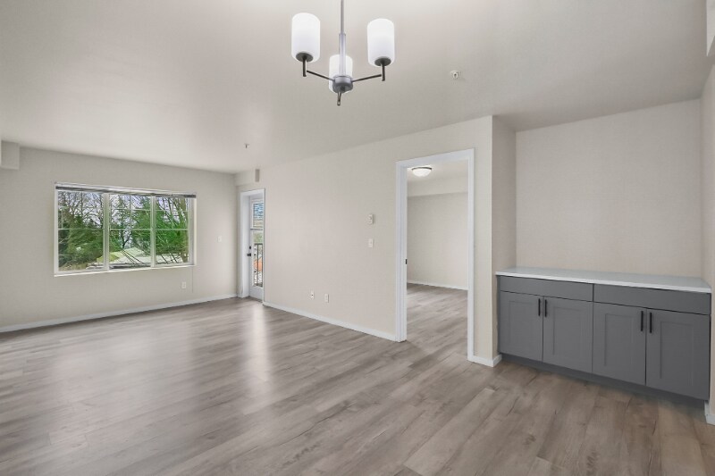 Building Photo - 12040 Bridgeport Way SW