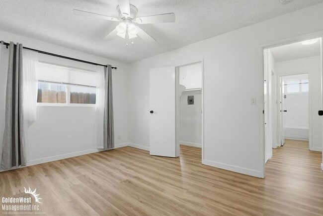 Building Photo - Bright and Inviting 2Bdm 1Ba Apartment in Escondido!