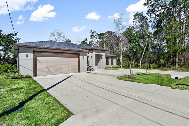 Building Photo - 11 Ethan Allen Dr