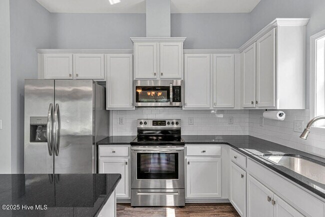 Building Photo - 203 Pastoral Ct