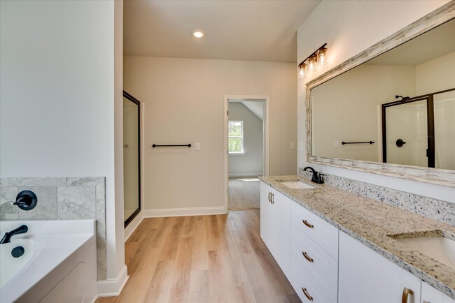 Building Photo - Brand New 5 Bed 3 Bath Near Fort Eisenhower!!