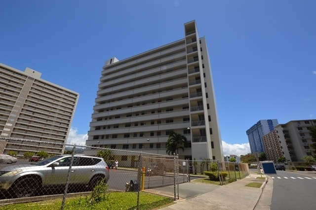 Building Photo - Salt Lake - Pikake Manor 2 bed, 1 bath, 2 parking