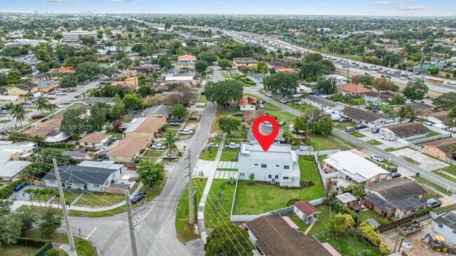 Building Photo - 320 Florida Blvd