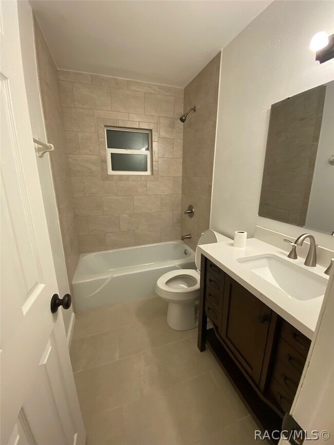 Building Photo - 9009 S Zanmar Dr