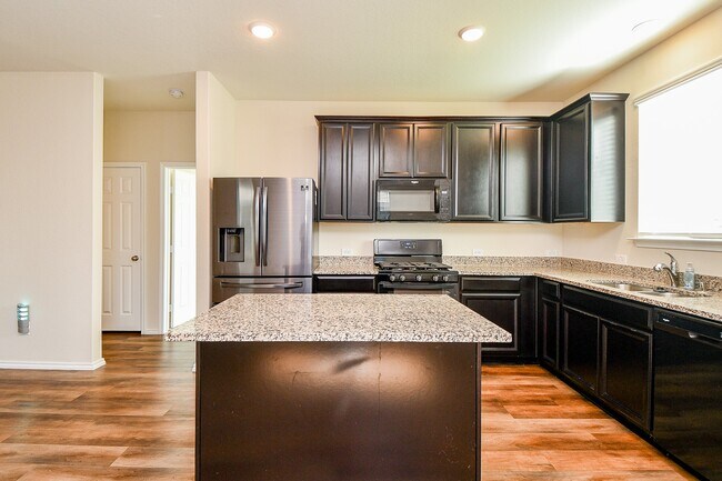 Building Photo - 2730 Ibis Wy