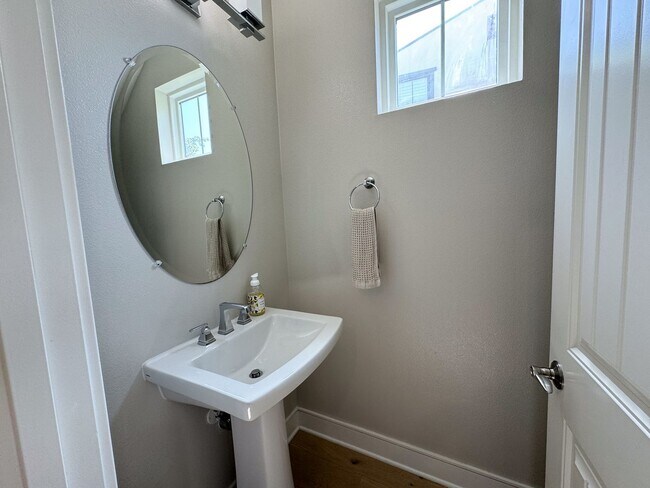 Building Photo - Solterra at Pacific Highlands Exceptional Residence & Schools