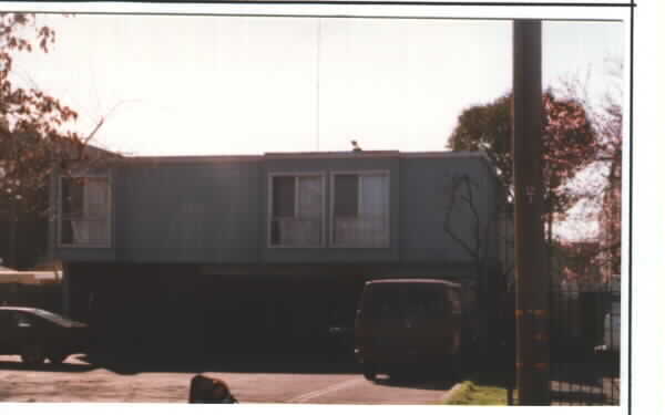 Primary Photo - Dewey Apartments