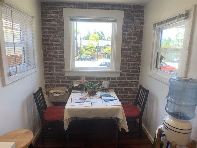 Building Photo - 2728 Collier Ave