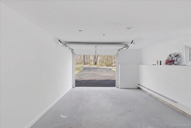 Building Photo - 263 Oyster Bay Road