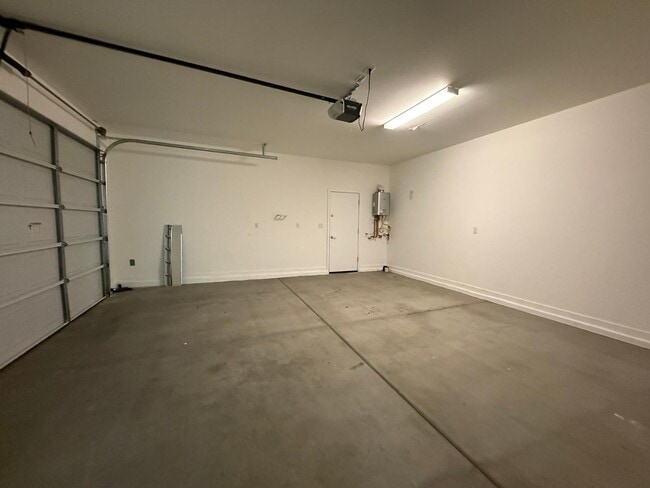 Building Photo - 17760 W Cassia Way