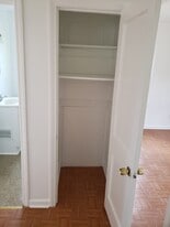 Building Photo - 651 Plater St