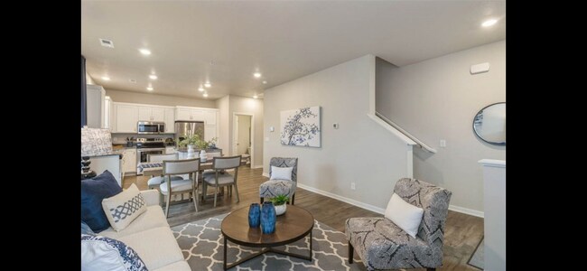 Building Photo - 9585 Heightsview Dr