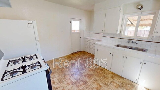 Building Photo - 9128 Nye Rd