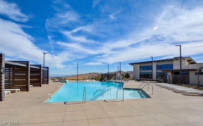 Building Photo - 928 Allister Flds Ln