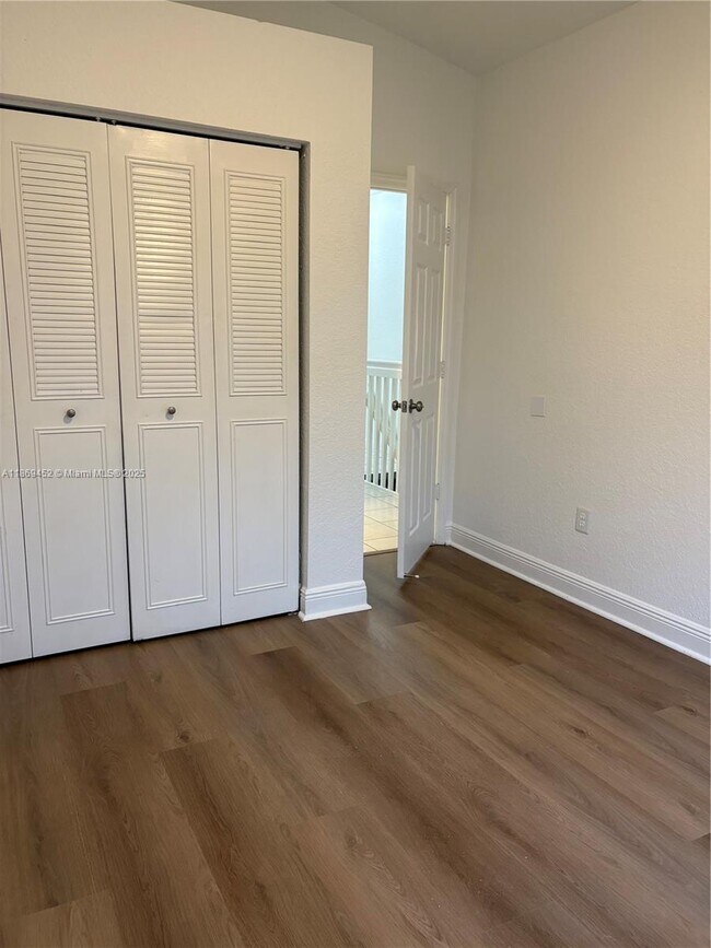 Building Photo - 751 SW 148th Ave