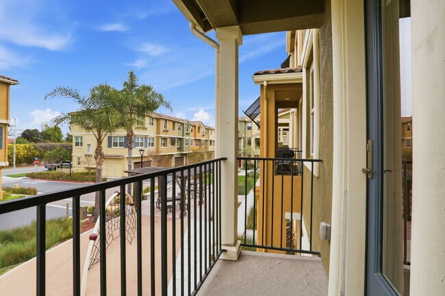 Building Photo - 621 Cinnamon Cir