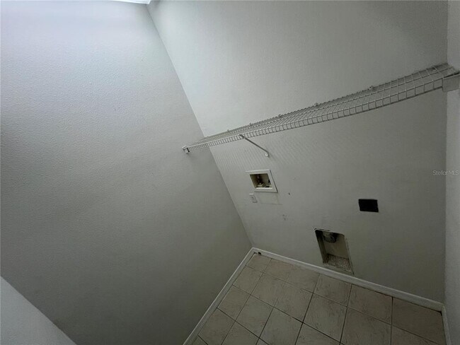 Building Photo - 6854 47th Way N