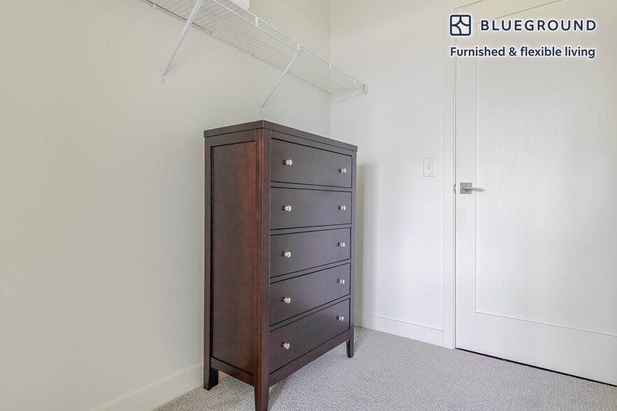 Building Photo - 100 N Addison Ave