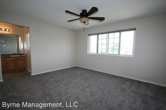 Building Photo - 3 br, 2.5 bath House - 7156 Bonnie Brae Lane
