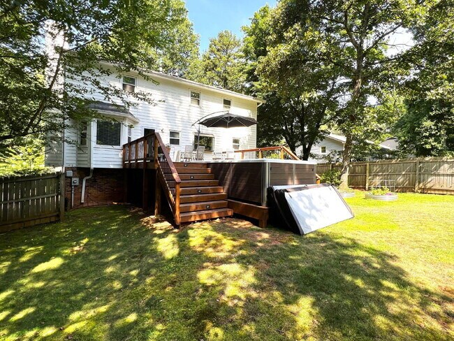 Building Photo - 3324 Devaughn Dr