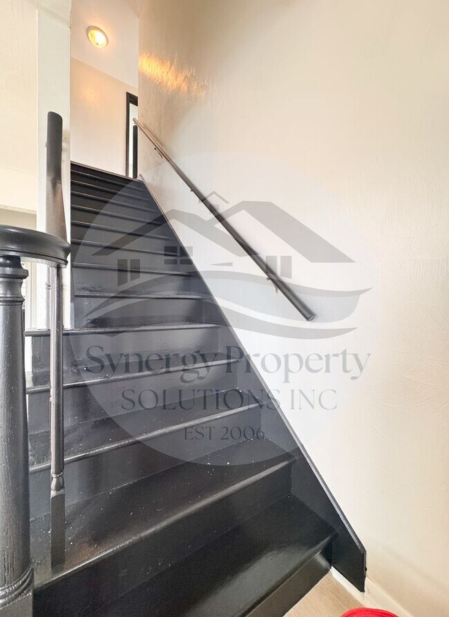 Building Photo - AVAILABLE 3/17/2026