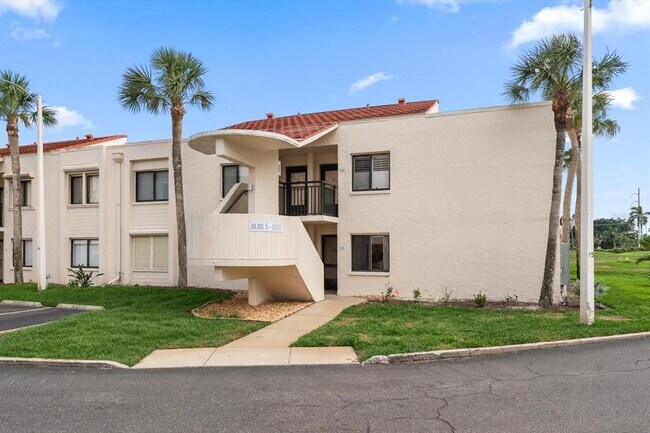 Building Photo - 5532 Del Sol Blvd