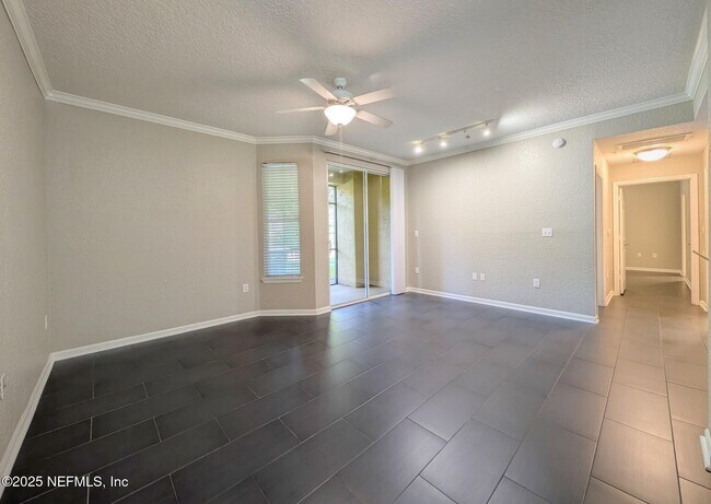 Building Photo - 1300 Riverplace Blvd