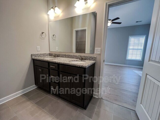 Building Photo - 388 Dundee Farm Rd