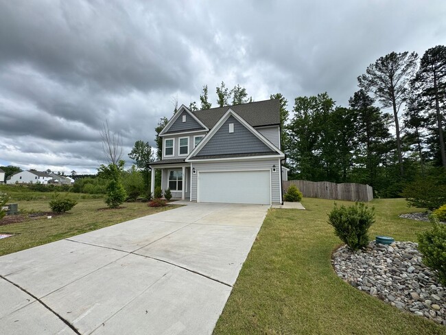 Building Photo - 5 Bedroom Home in Franklinton