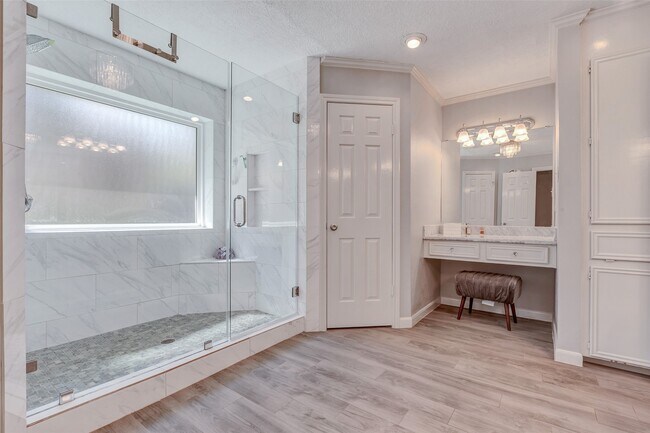 Building Photo - 9527 Enstone Cir