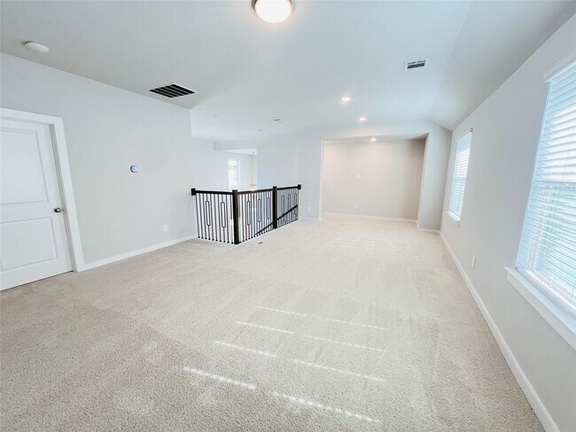 Building Photo - 29818 Ellwood Ln