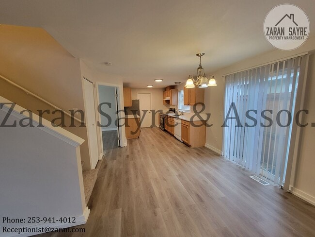 Building Photo - 2805 9th St SE