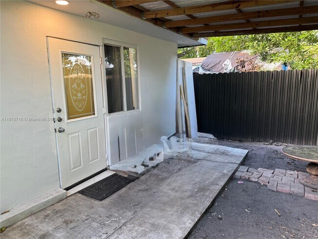 Primary Photo - 7511 Farragut St