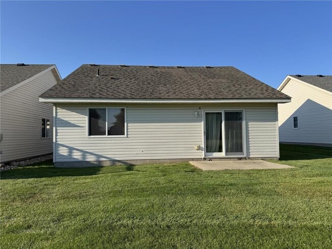 Building Photo - 438 Lake Trail