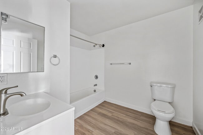 Building Photo - 3065 N 67th Ave