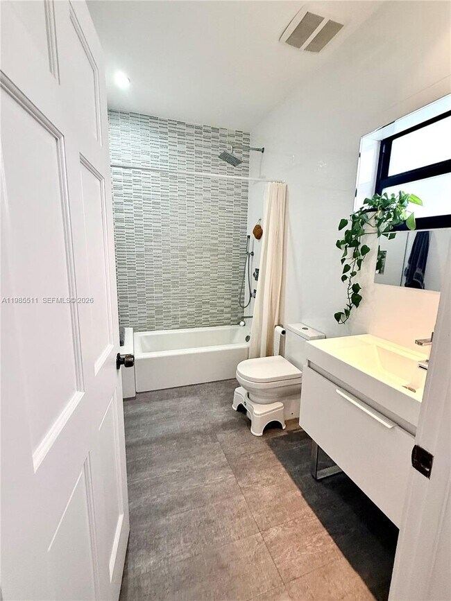 Building Photo - 101 Ocean Ln Dr