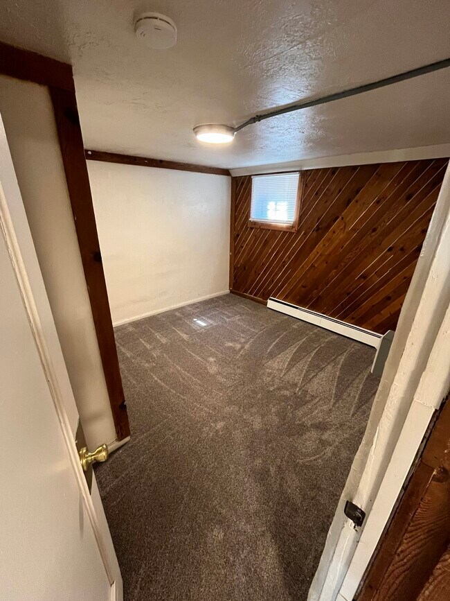 Building Photo - 135 E 300 N