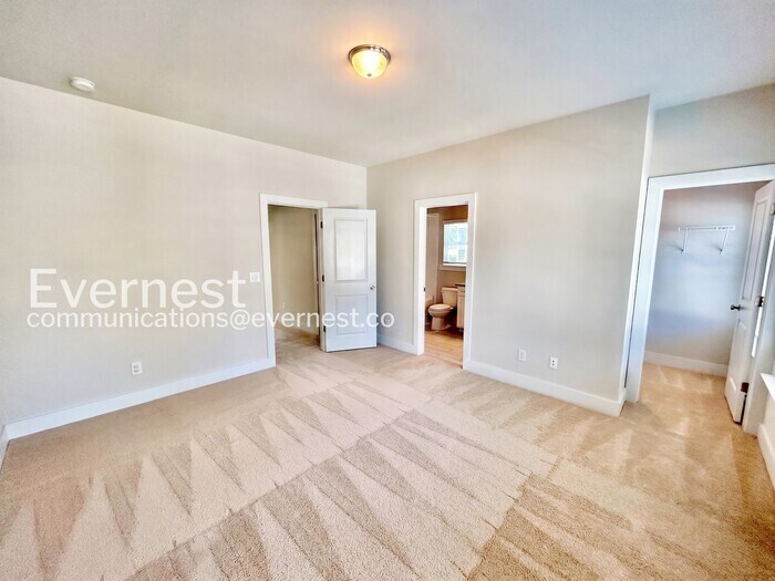 Building Photo - 3783 Oxford Cir