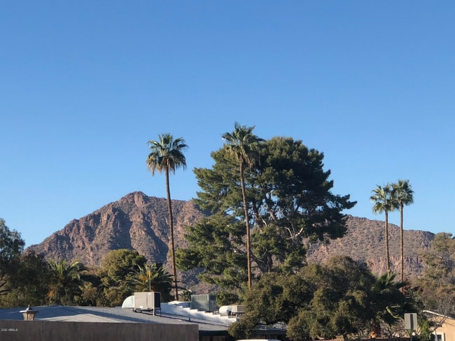 Building Photo - 2938 N 61st Pl