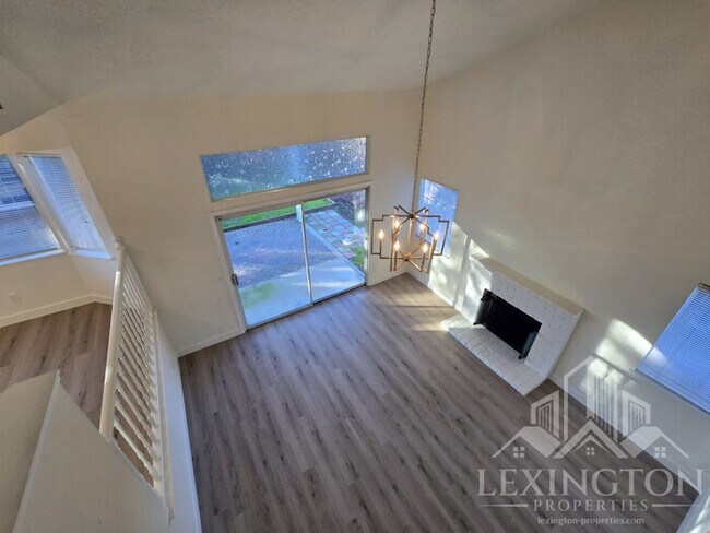 Building Photo - Beautifully Updated, 4BD/3BA, Home in Rocklin – Excellent Location!