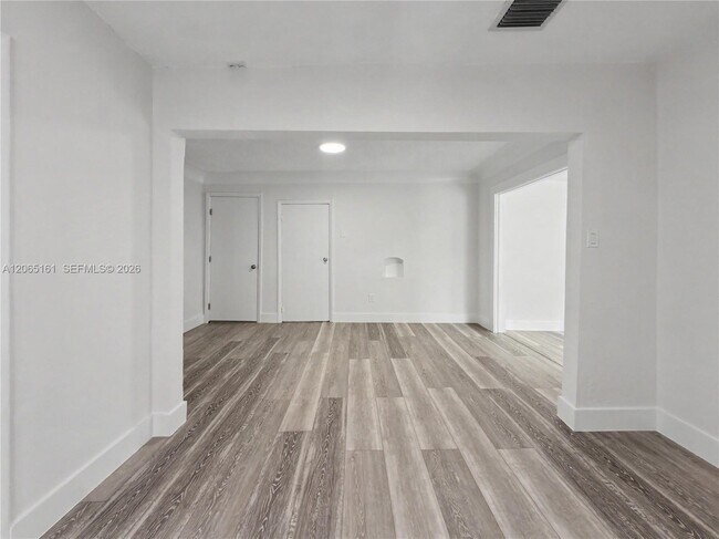 Building Photo - 228 NW 39th St
