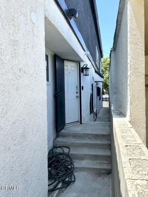 Building Photo - 2117 9th Ave