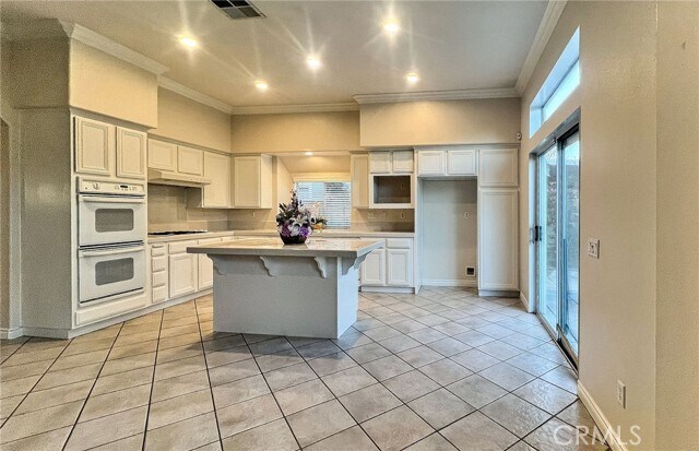 Building Photo - 12438 Silver Saddle Dr