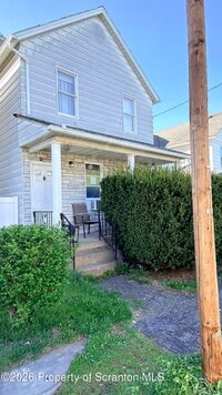 Building Photo - 303 N Rebecca Ave