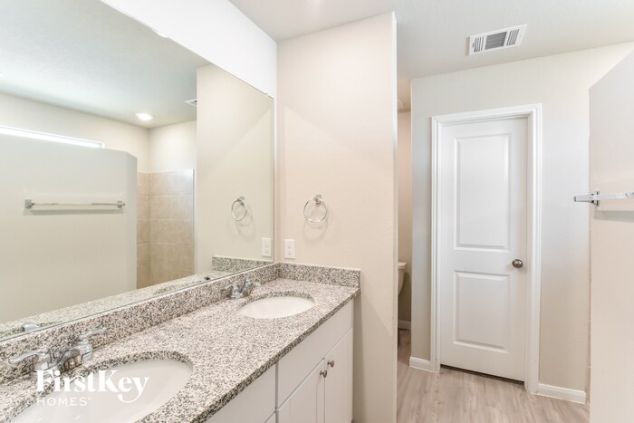 Building Photo - 6620 Hatchery Way