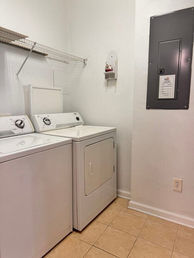 Building Photo - 13364 Beach Blvd