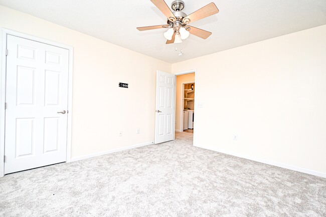 Building Photo - 8453 Forest Valley Dr