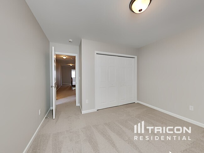 Building Photo - 225 Caedmons Creek Dr